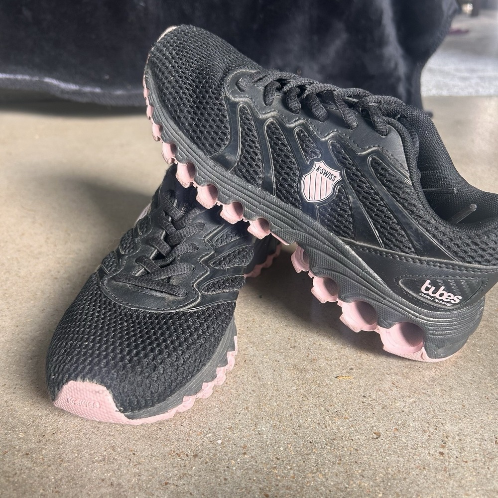 K-Swiss Tubes Comfort 200 Women's 4  Running Shoes 97112056 - Black/Pink